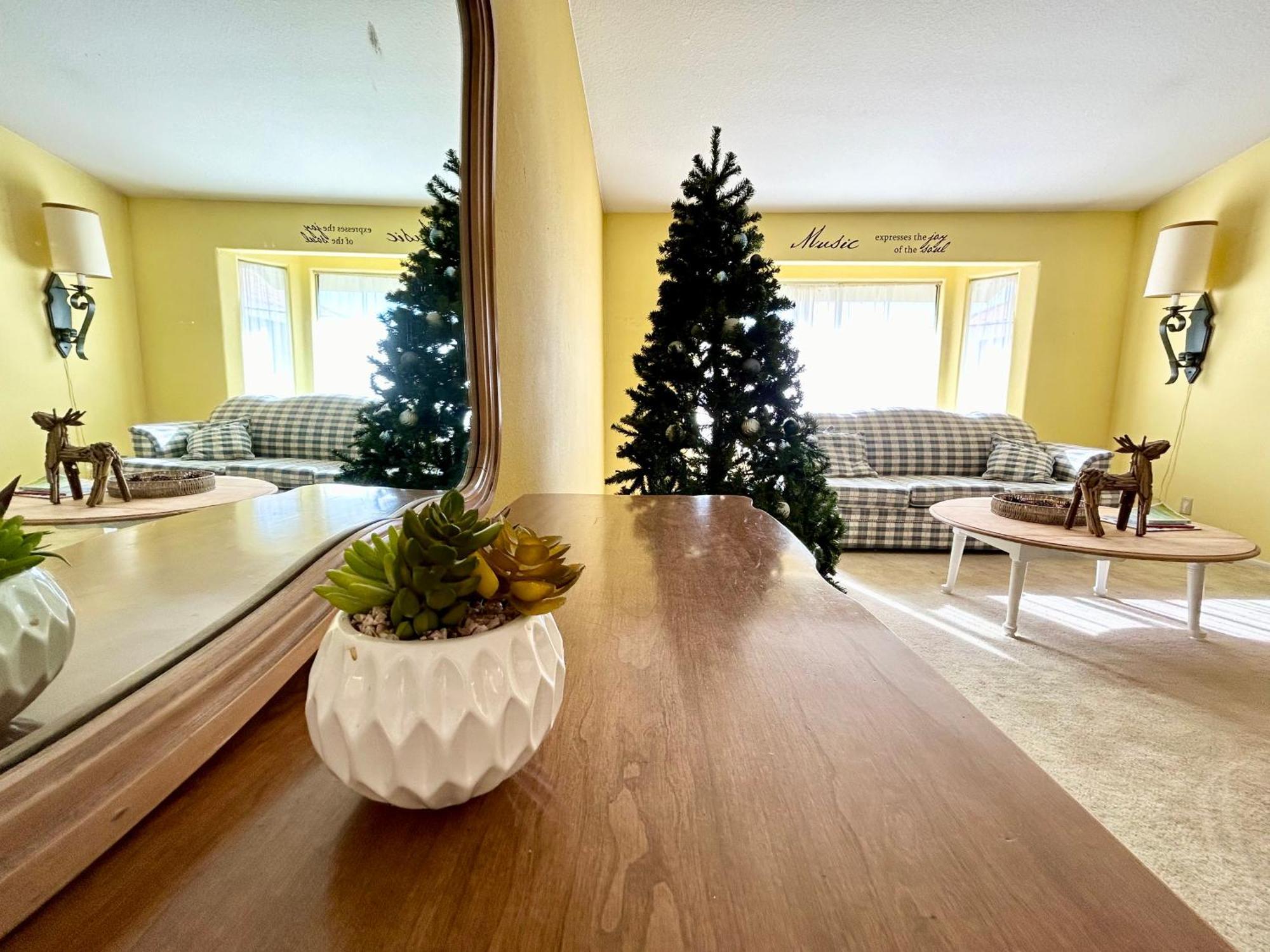 Evergreen Jolly Room With Tv Hemet Exteriör bild